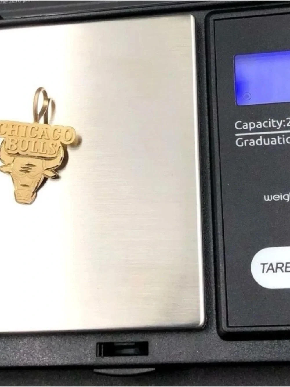 Vintage 1987 Michael Anthony 14K Gold Chicago Bulls NBA Pendant